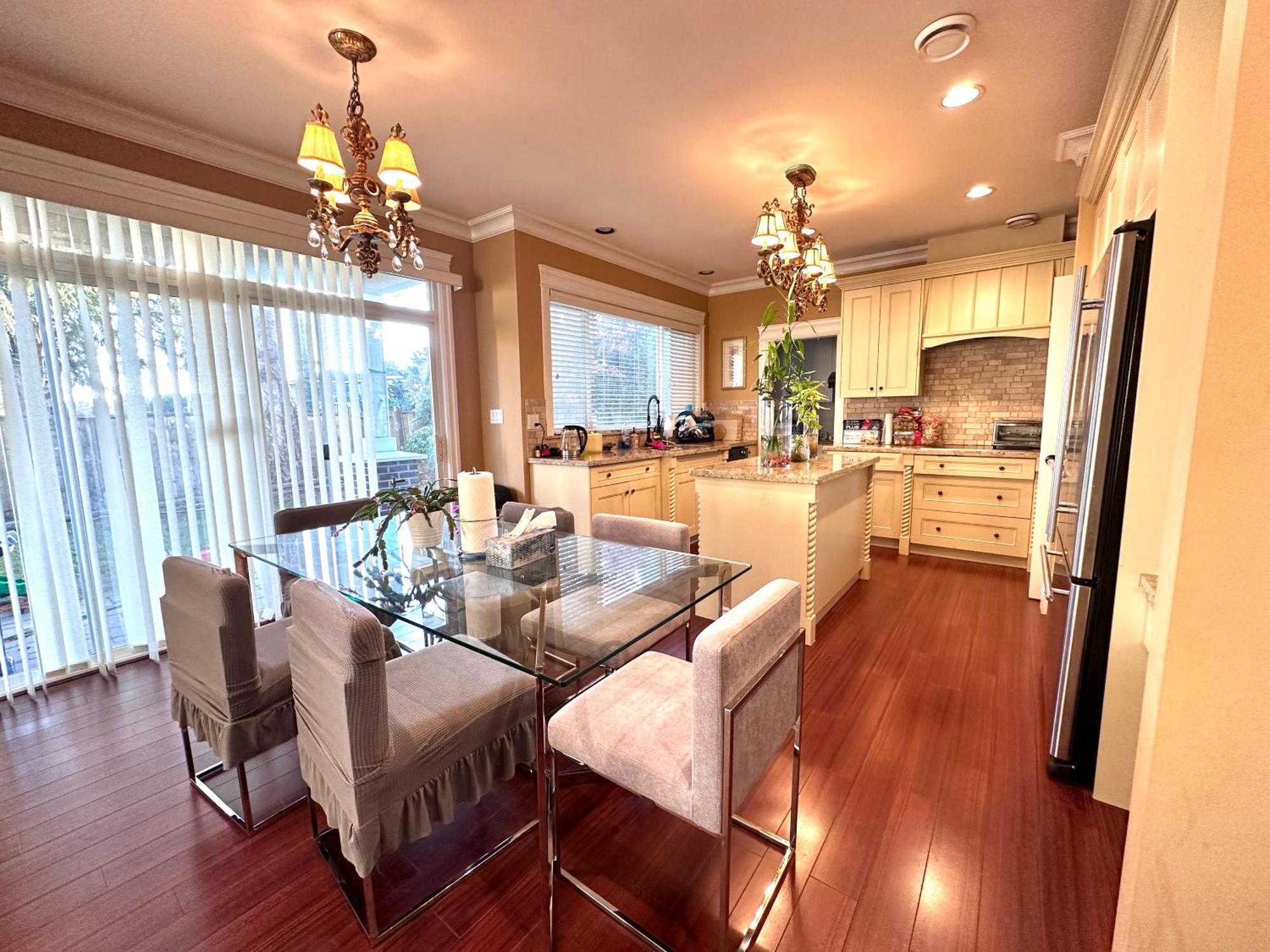 Vancouver Luxury Homestay ริชมอนด์ ภายนอก รูปภาพ